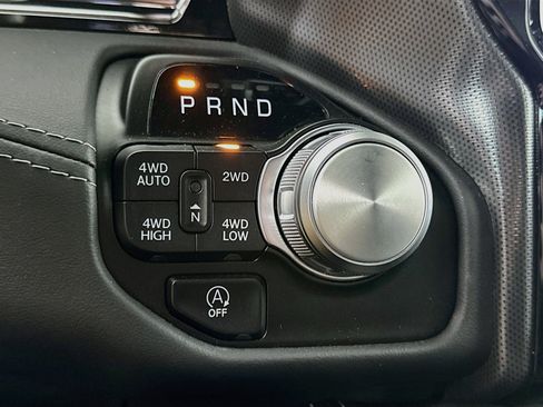 Used 2024 RAM 1500 Limited AWD/4WD image 25