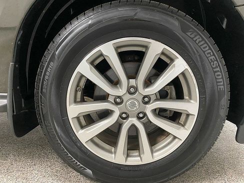 Used 2015 Nissan Pathfinder SV w/ Cargo Package image 24