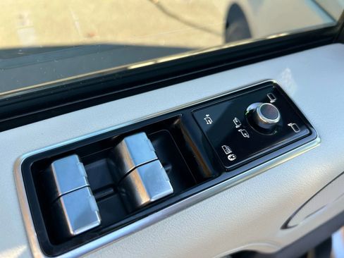 Used 2021 Land Rover Range Rover Westminster Edition image 24