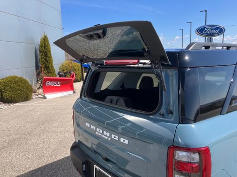 Used 2023 Ford Bronco Sport Outer Banks AWD/4WD image 9