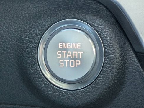 Used 2024 Kia Telluride LX image 25