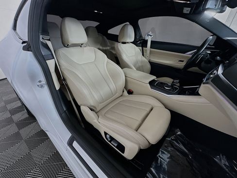 Used 2022 BMW 430i Coupe w/ Convenience Package RWD image 27