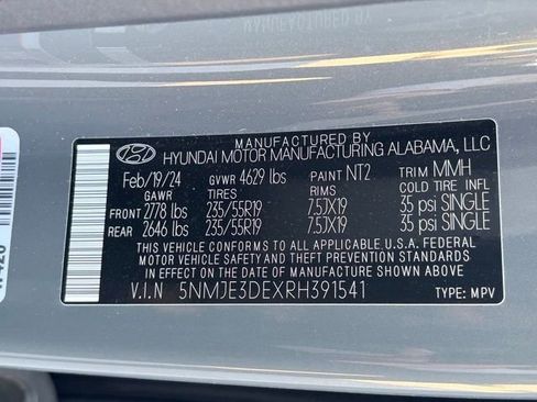 Used 2024 Hyundai Tucson Limited image 38