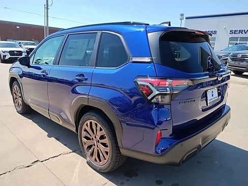 New 2026 Subaru Forester Touring AWD/4WD image 10