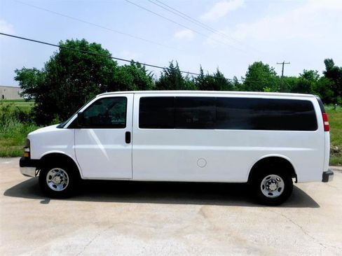 Used 2014 Chevrolet Express 3500 LT w/ LT Preferred Equipment Group RWD image 11