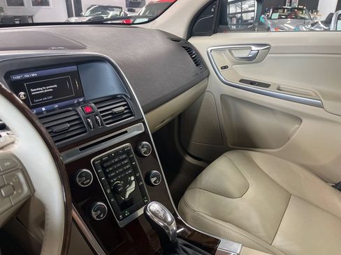 Used 2013 Volvo XC60 T6 Premier Plus AWD/4WD image 39