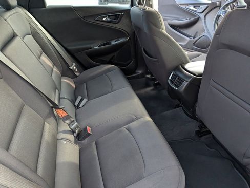 Used 2022 Chevrolet Malibu LT image 20