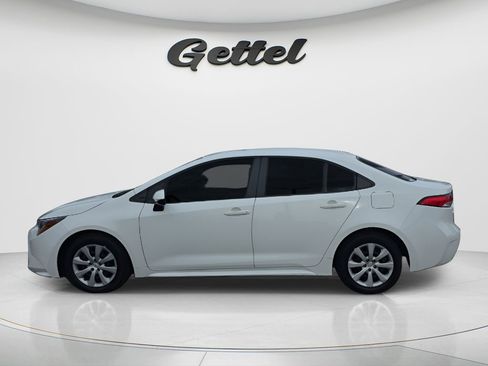 Used 2022 Toyota Corolla LE FWD image 8