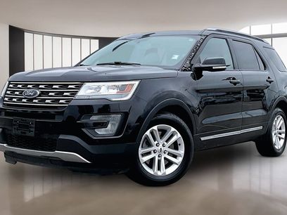 Used 2017 Ford Explorer XLT w/ Equipment Group 202A