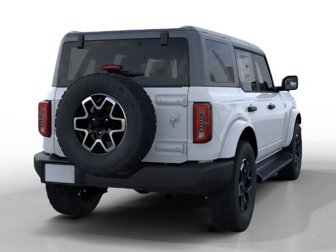 New 2026 Ford Bronco Outer Banks AWD/4WD image 8