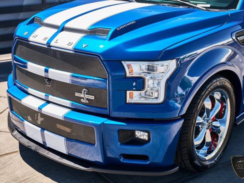 Used 2017 Ford F150 Lariat w/ Equipment Group 502A Luxury AWD/4WD image 6