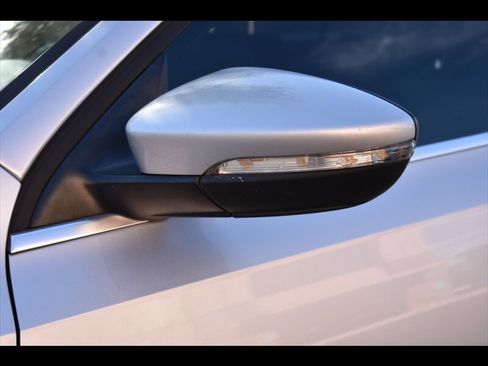 Used 2016 Volkswagen Jetta GLI SEL FWD image 47