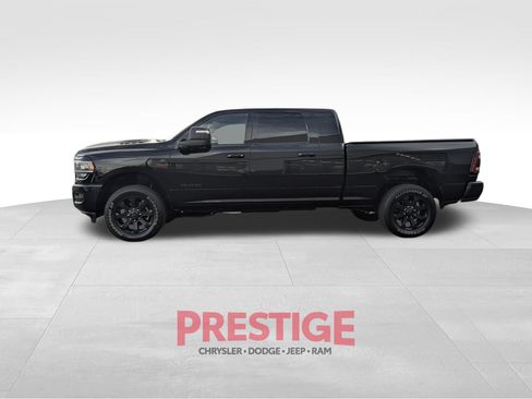Used 2023 RAM 3500 Laramie AWD/4WD image 17