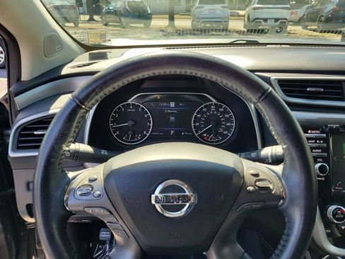 Used 2022 Nissan Murano SL image 18