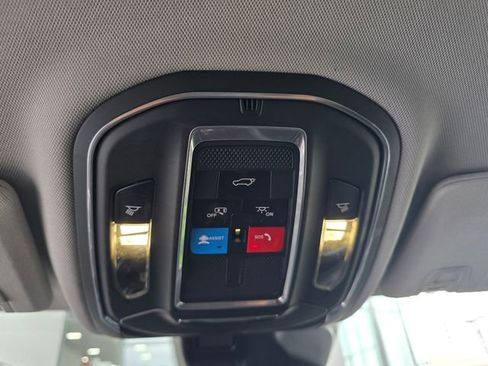 Certified 2021 Jeep Grand Cherokee L Limited AWD/4WD image 19