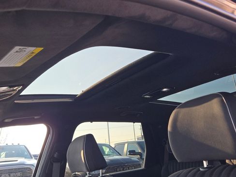 Used 2024 Hyundai Palisade Calligraphy image 26