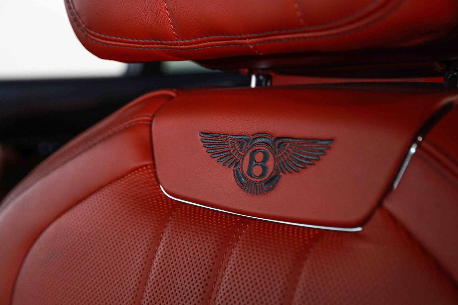 Used 2021 Bentley Flying Spur W12 AWD/4WD image 28