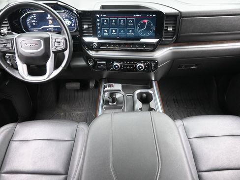 Used 2024 GMC Sierra 1500 SLT w/ SLT Premium Plus Package AWD/4WD image 15