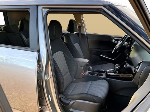 Certified 2025 Kia Soul EX image 7
