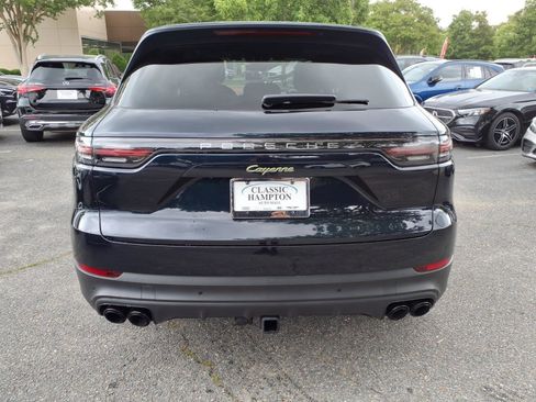 Used 2023 Porsche Cayenne Platinum Edition AWD/4WD image 7