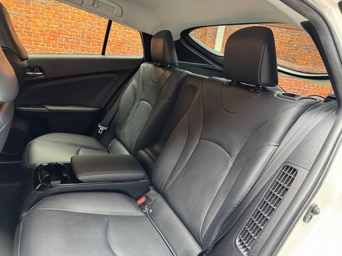 Used 2019 Toyota Prius Prime FWD image 25