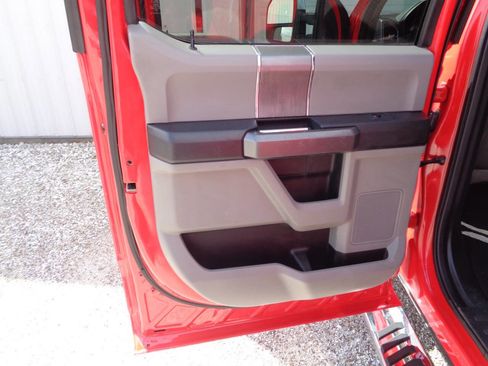 Used 2021 Ford F350 XLT w/ XLT Premium Package image 70