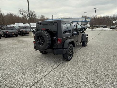 Used 2018 Jeep Wrangler Unlimited Sport image 6