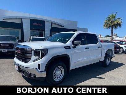New 2025 GMC Sierra 1500 Pro w/ Pro Value Package