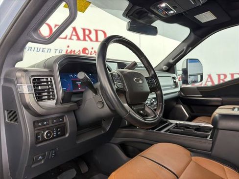 Used 2024 Ford F350 Platinum AWD/4WD image 12