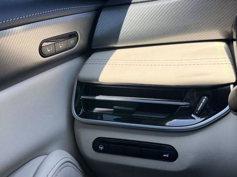 Used 2023 INFINITI QX60 Luxe w/ Cargo Package AWD/4WD image 23