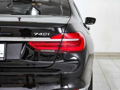 Used 2017 BMW 740i xDrive image 47