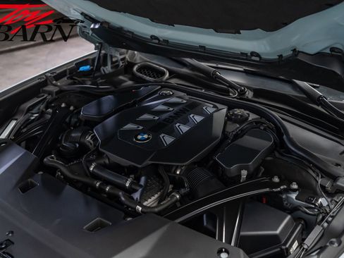 Used 2023 BMW 760i xDrive image 54