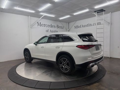 Used 2026 Mercedes-Benz GLC 300 image 5