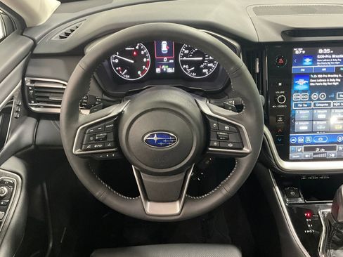 Used 2025 Subaru Outback Touring w/ Popular Package #2 AWD/4WD image 6