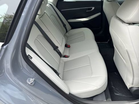 New 2026 Hyundai Sonata SEL AWD/4WD image 17
