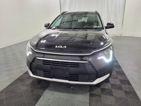 Used 2023 Kia Niro EX image 15