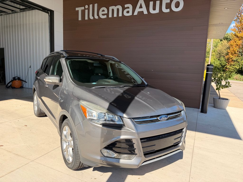 Used 2014 Ford Escape Titanium w/ Equipment Group 401A AWD/4WD image 1