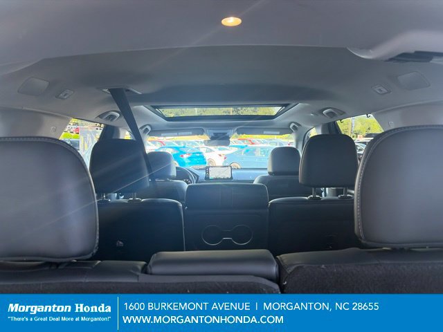 Used 2025 Honda Pilot Touring image 38