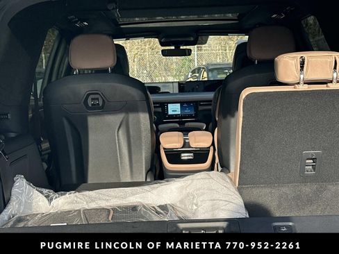 New 2026 Lincoln Navigator Black Label AWD/4WD image 37