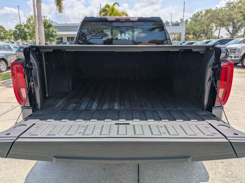 Used 2023 GMC Sierra 1500 Denali w/ Denali Reserve Package AWD/4WD image 14