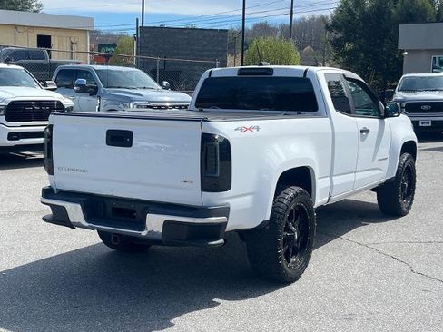 Used 2021 Chevrolet Colorado W/T w/ WT Convenience Package image 3