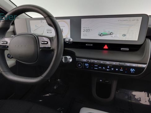 Used 2024 Hyundai Ioniq 5 SEL RWD image 25