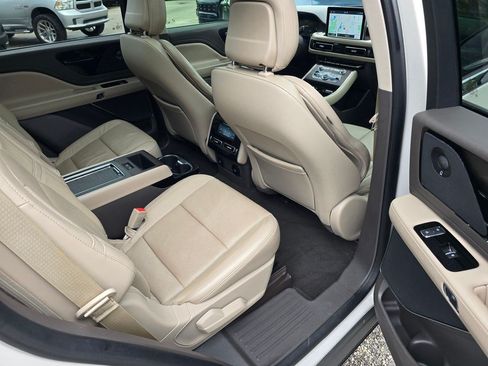 Used 2020 Lincoln Aviator Grand Touring w/ Equipment Group 301A AWD/4WD image 36