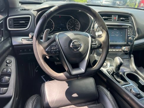 Used 2016 Nissan Maxima SR w/ Interior Lighting Package FWD image 14