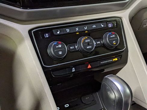Certified 2023 Volkswagen Atlas SE AWD/4WD image 18