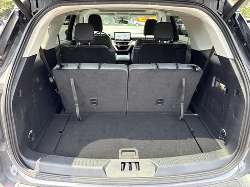 Used 2025 Ford Explorer Active w/ Active Comfort Package AWD/4WD image 32