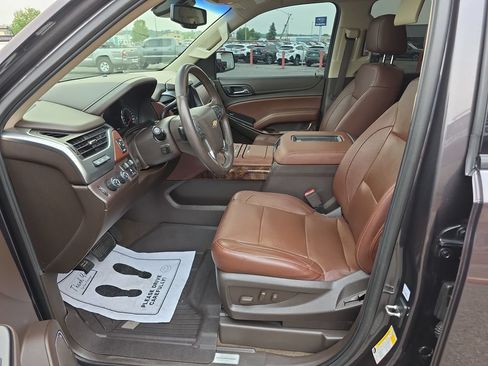 Used 2018 Chevrolet Tahoe Premier AWD/4WD image 12