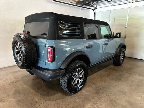 Used 2021 Ford Bronco Badlands image 6