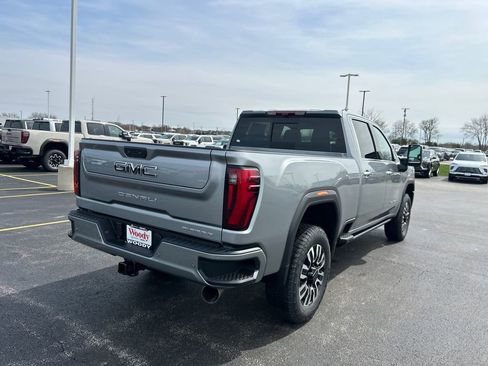 New 2026 GMC Sierra 2500 Denali Ultimate image 9