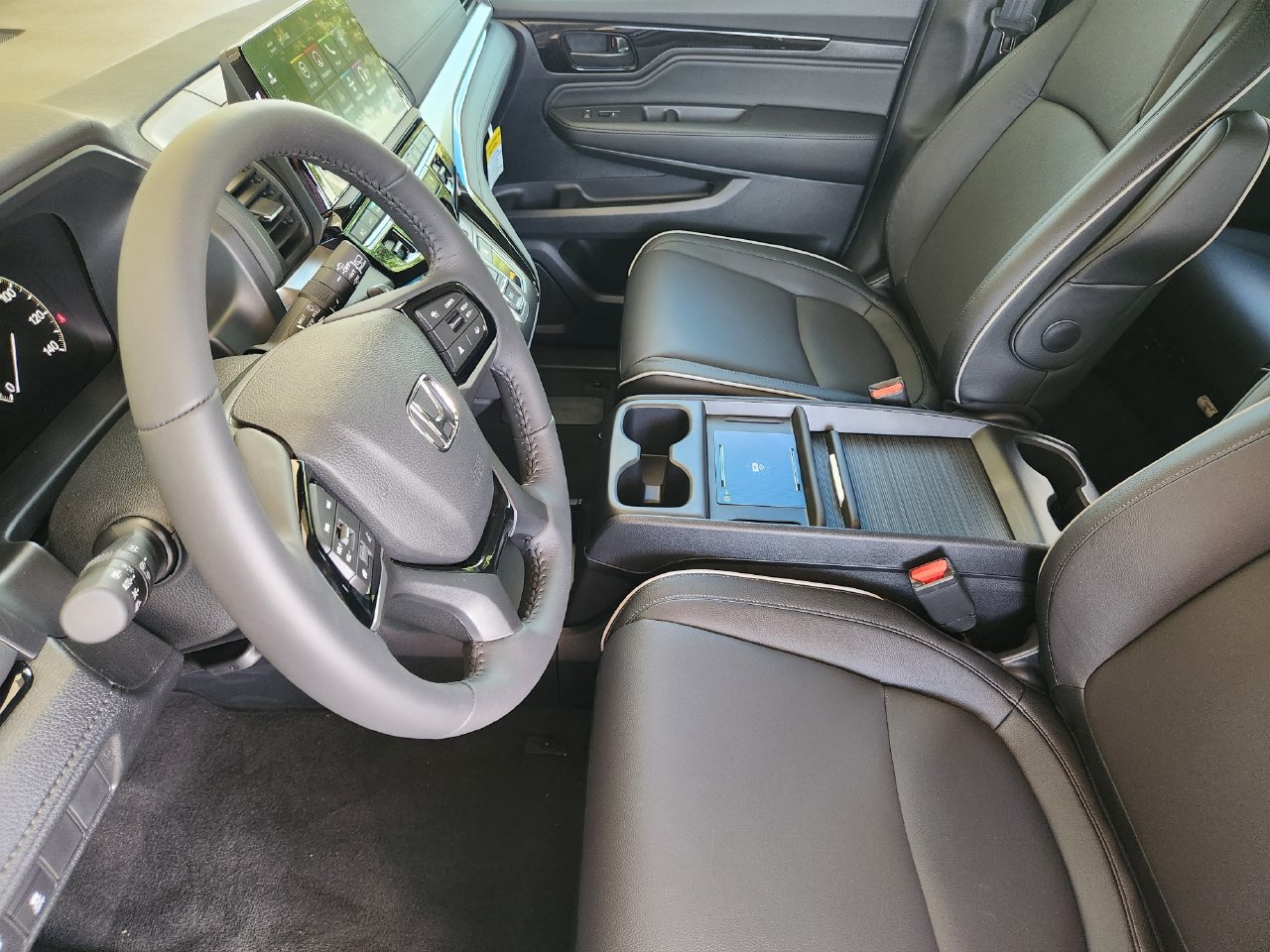 New 2027 Honda Odyssey Touring image 9